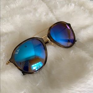 RAYBANS, tortoise frames & gold accent
